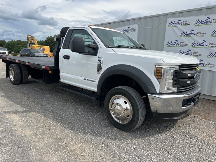 2018-ford-f550-image-2