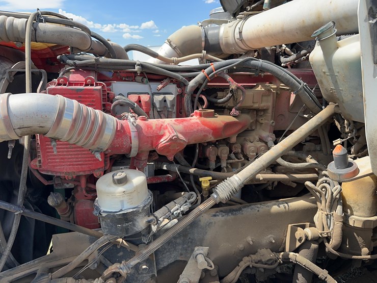 2009-kenworth-t800-day-cab-image-5