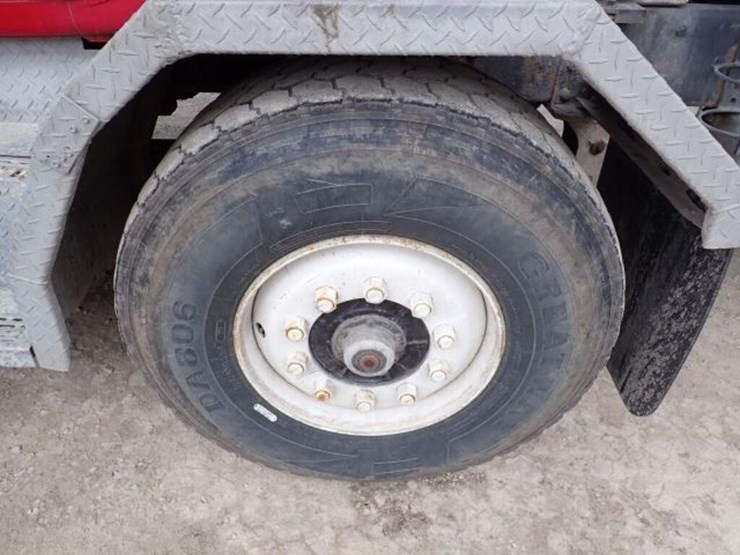 1999-mack-rb690s-image-68