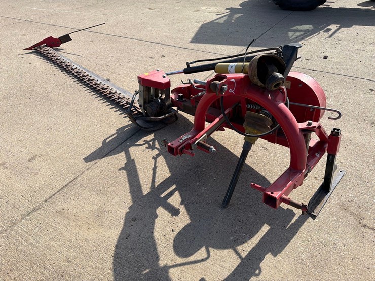 farm-king-9ft-sickle-mower-image-3