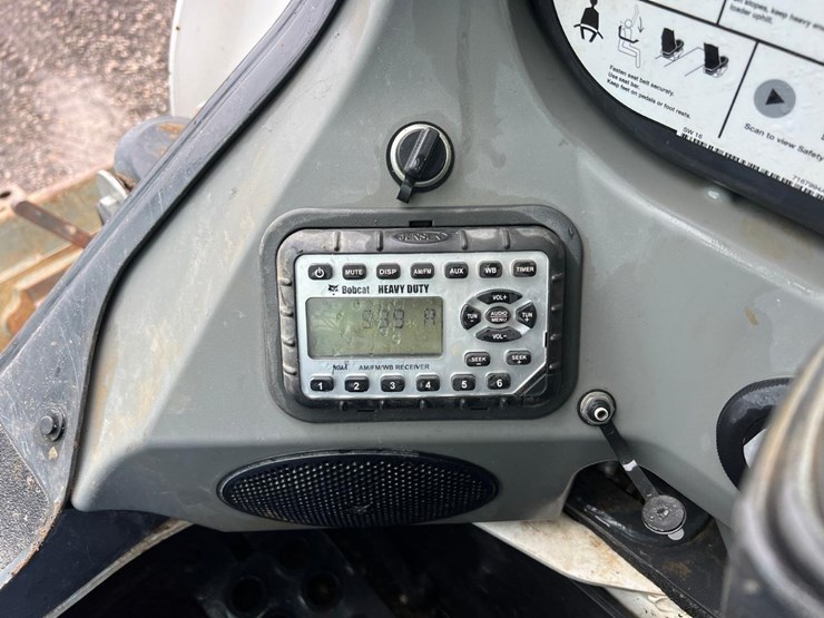 2018-bobcat-t770-image-21