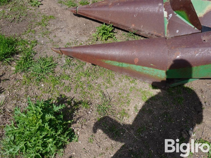john-deere-444-image-9