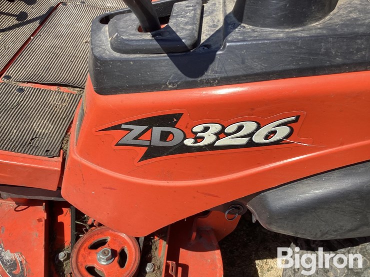 kubota-zd326-image-15