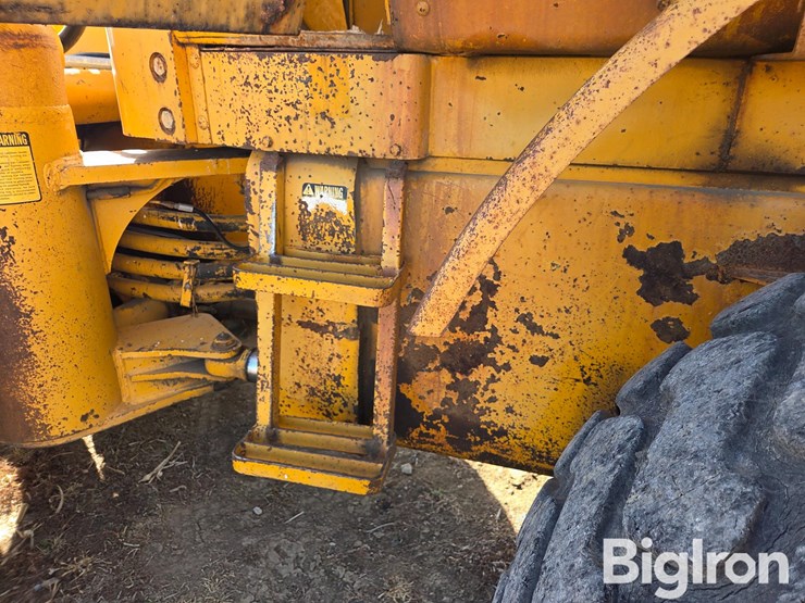john-deere-644-image-11