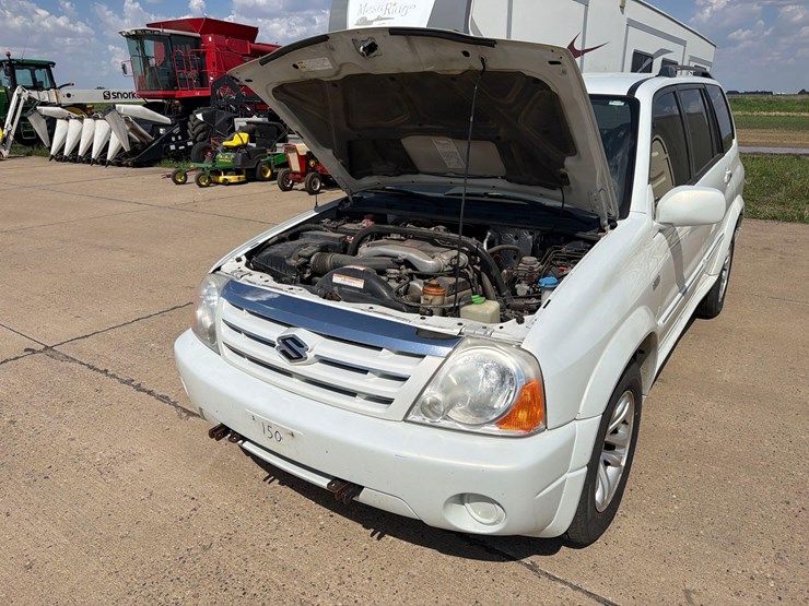 2004-suzuki-xl7-image-40