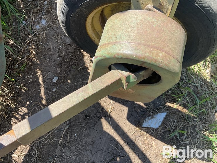 john-deere-896-image-15