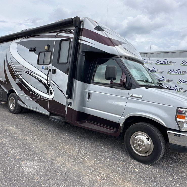 2008 FORD E450