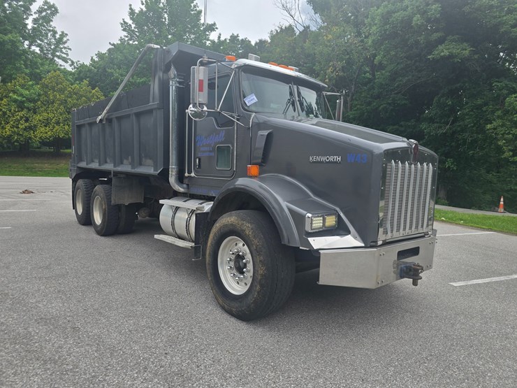 2003-kenworth-t800-image-31