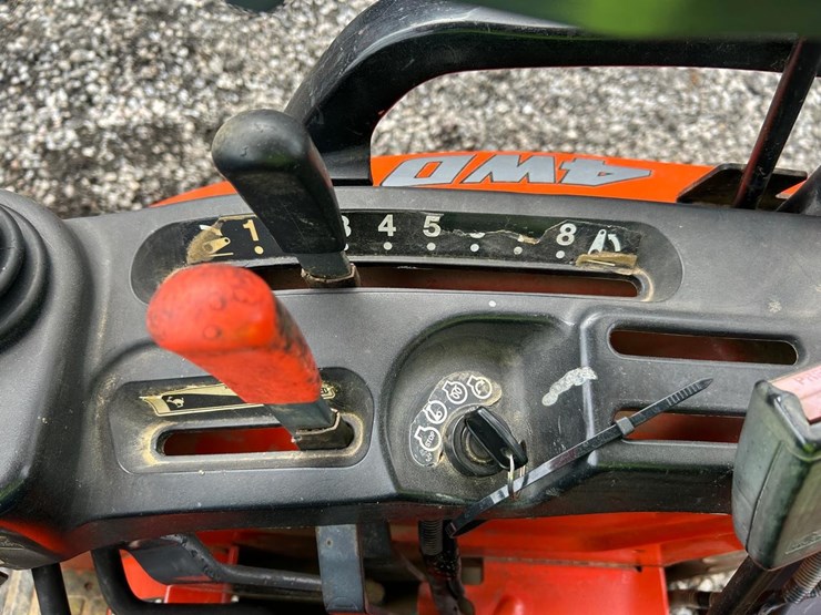 kubota-b26-image-27