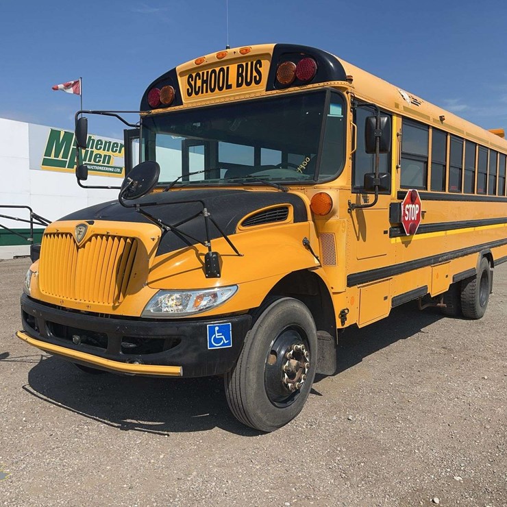 2012 IC BUS CE