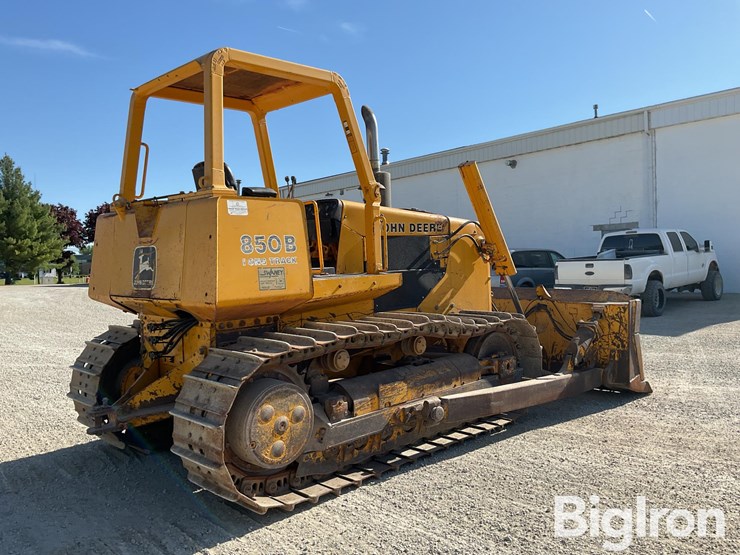 1990-deere-850b-image-5