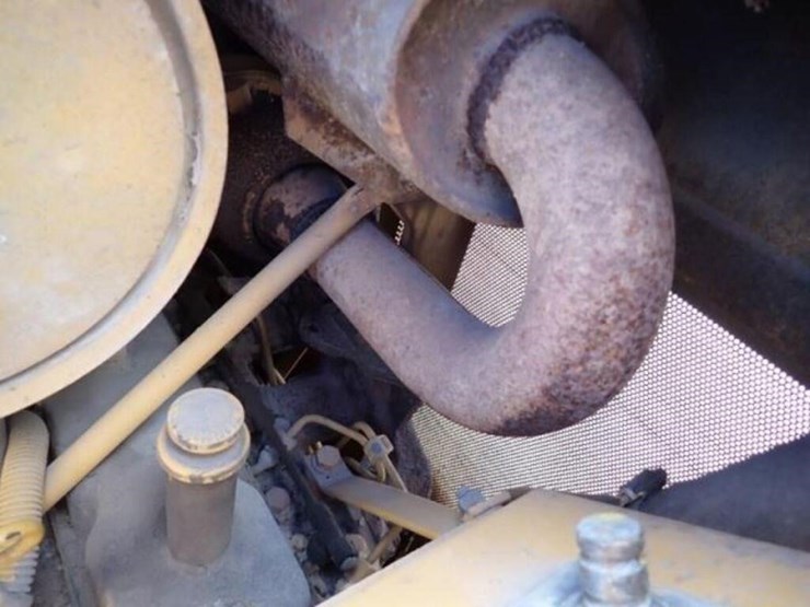 1989-deere-550g-image-52