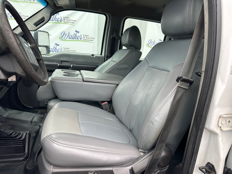 2015-ford-f350-image-9