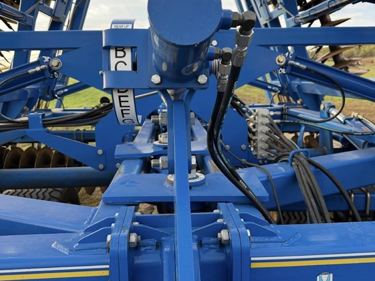 2023-landoll-7530-32-image-13