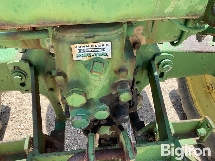 1951-john-deere-model-a-image-13