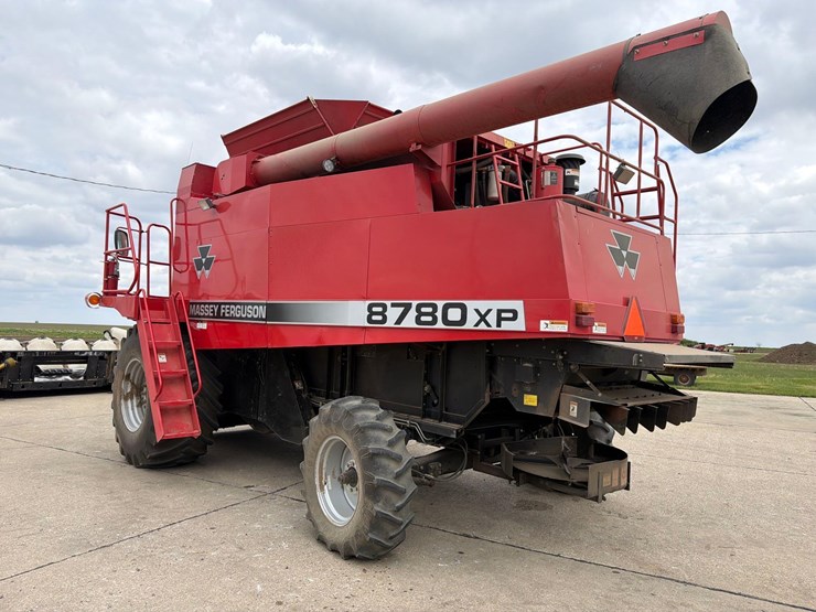 2001-massey-ferguson-8780xp-image-5