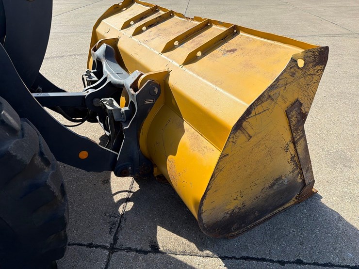deere-344l-image-22
