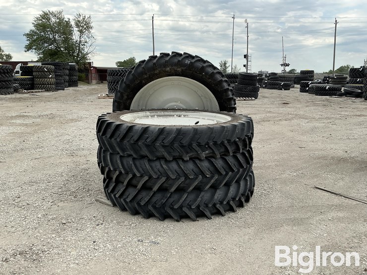new-holland-78-image-2