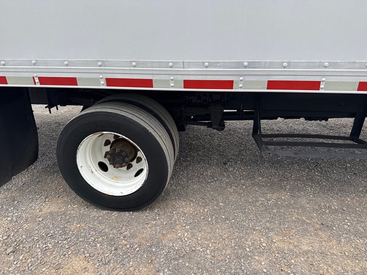 2016-ford-f650-image-7