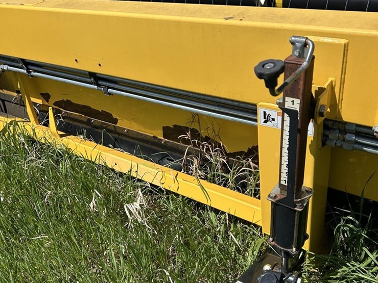 2007-new-holland-88c-image-9