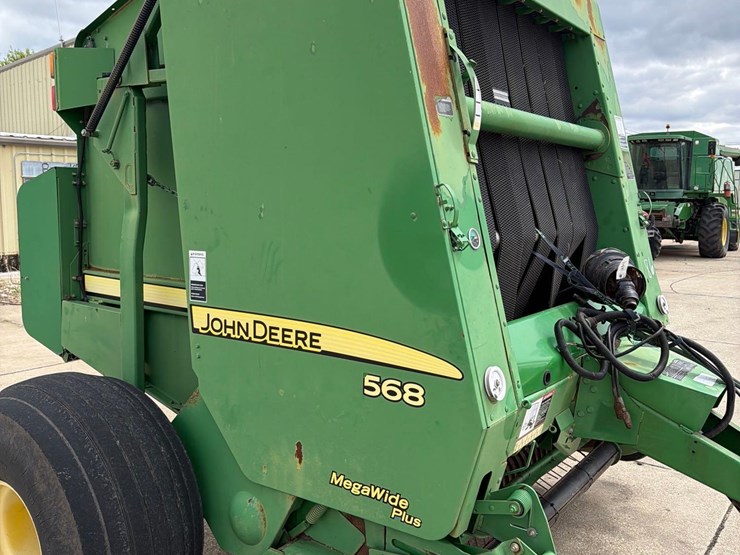 john-deere-568-image-20