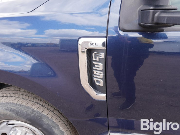 2018-ford-f350-xl-image-13