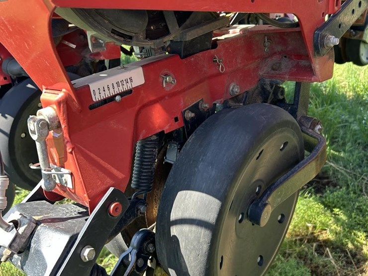 2015-case-ih-1265-image-30