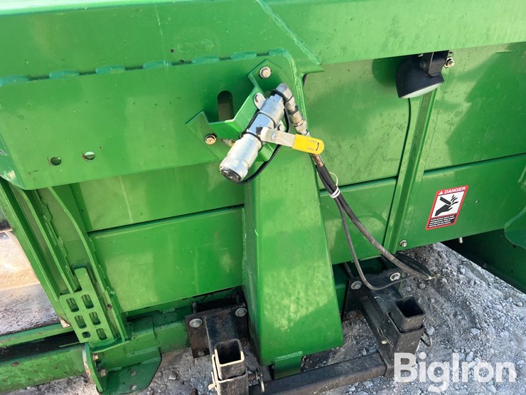 john-deere-606c-image-11