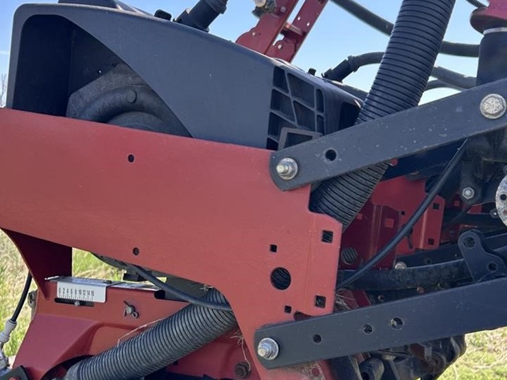 2015-case-ih-1265-image-64