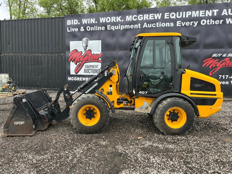 2022-jcb-407-image-3