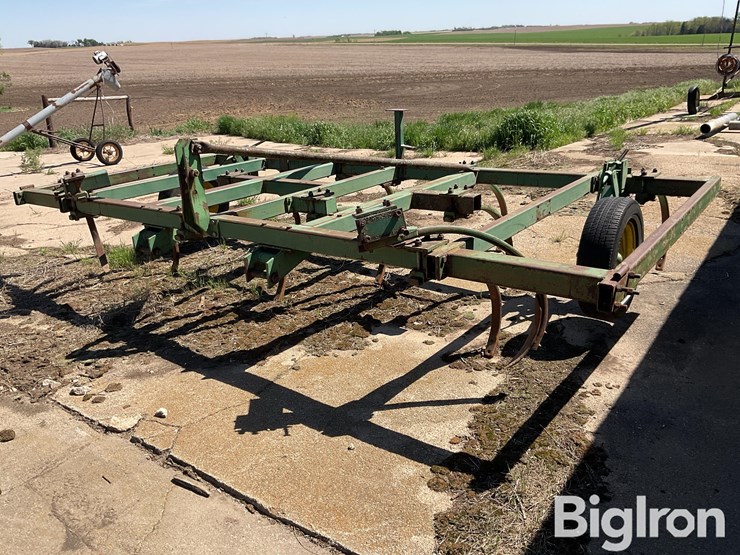 john-deere-1610-image-1