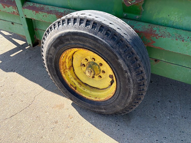 john-deere-450-image-6