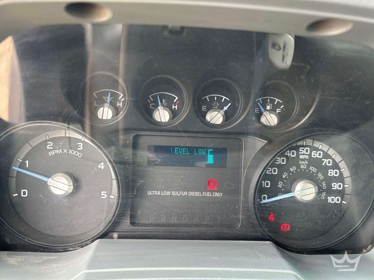 2011-ford-f750-image-15