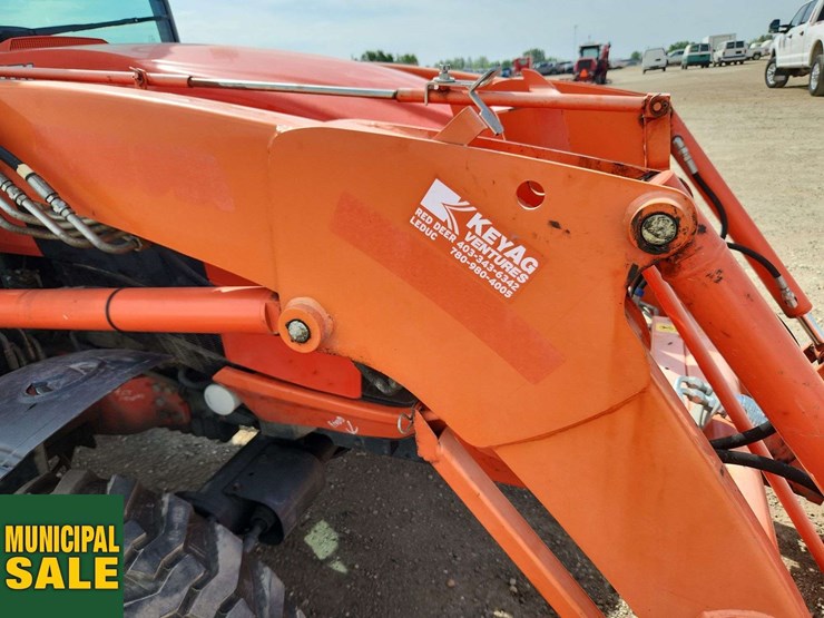 2015-kubota-l4760-image-38