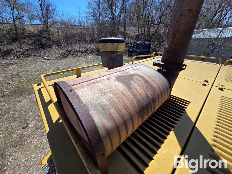 caterpillar-225-image-14