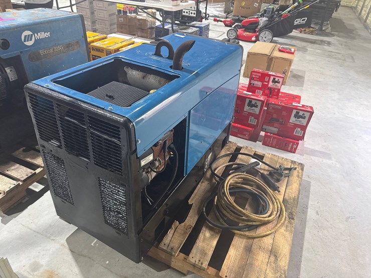 miller-bobcat-225-image-3