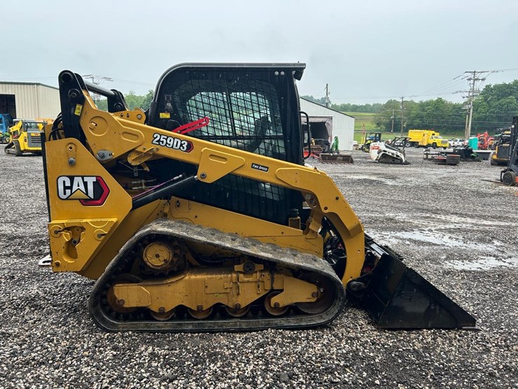 2022-caterpillar-259d3-image-5