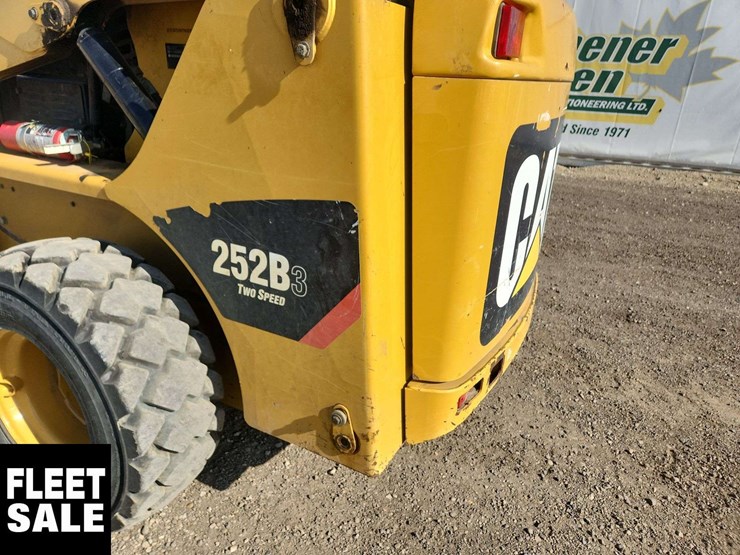 caterpillar-252b-image-30