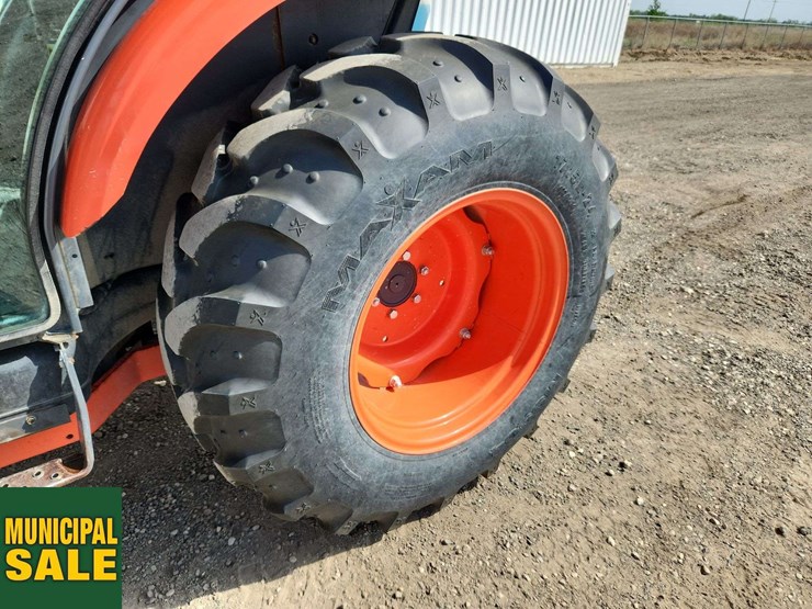 2015-kubota-l4760-image-33