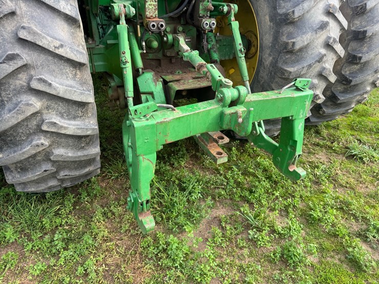 john-deere-8640-image-11