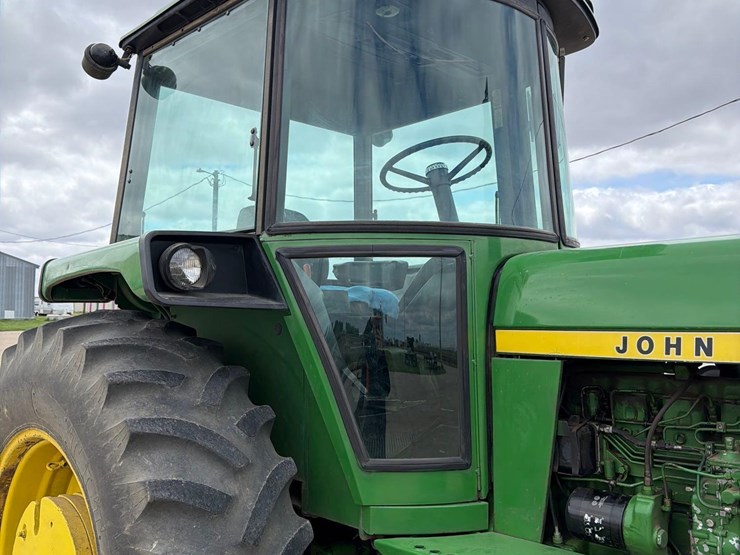 john-deere-4430-image-16