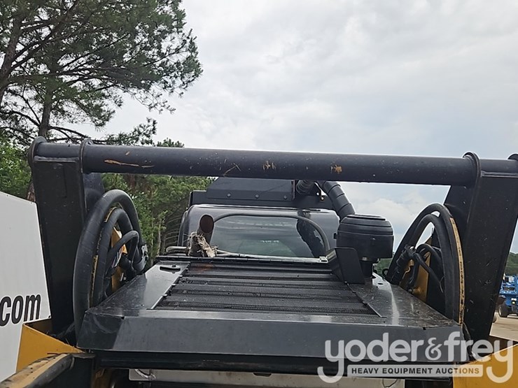 2022-caterpillar-299d3-xe-image-18