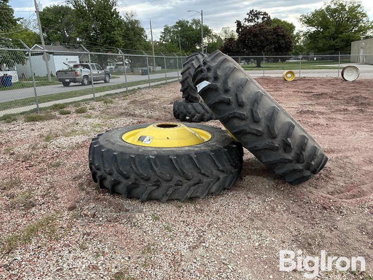 deere-tires-image-4