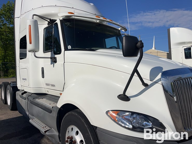 2016-international-prostar-image-18
