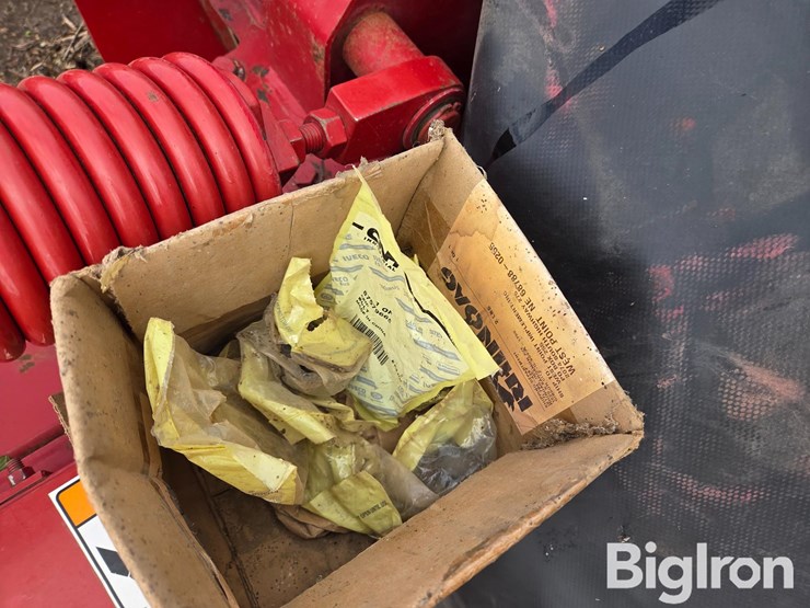 2014-case-ih-md92-image-13
