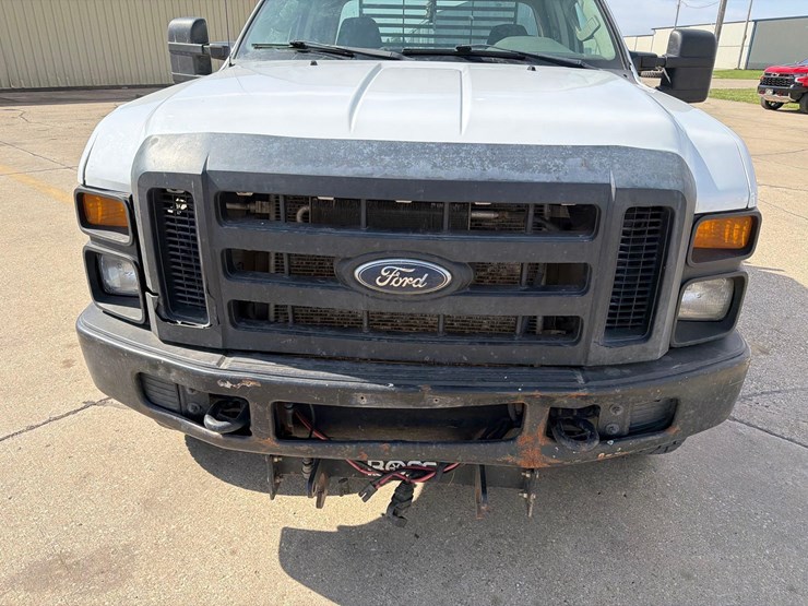 2008-ford-f250-image-19