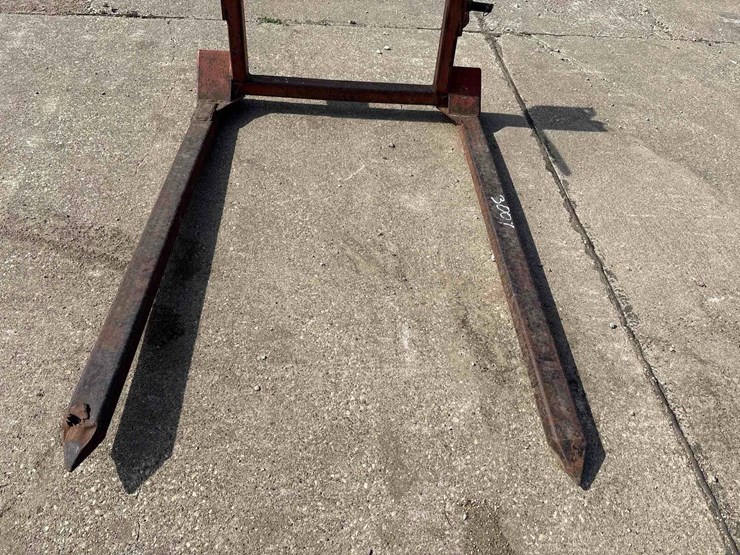 3pt-3-prong-bale-fork-image-7