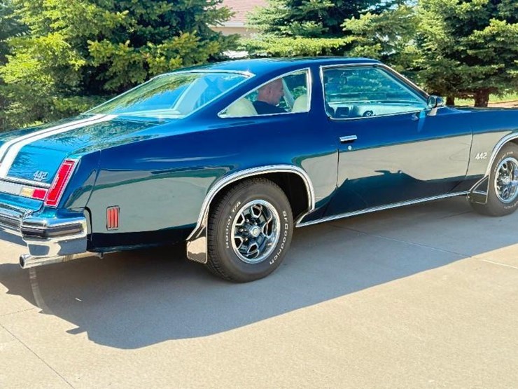 1974-oldsmobile-cutlass-442-image-8