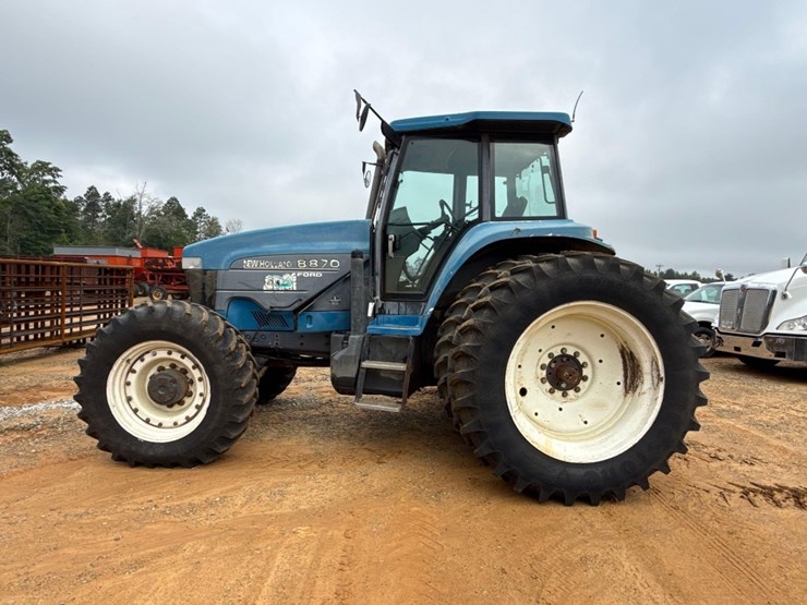 new-holland-8870-image-11