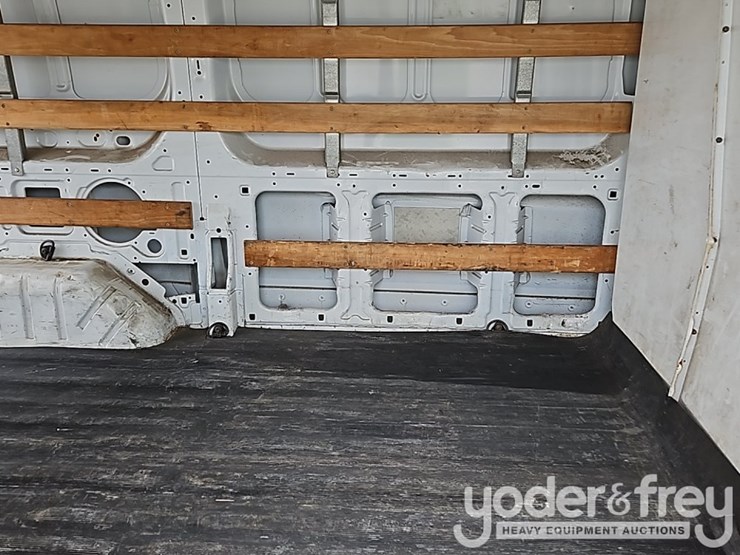 2015-ford-transit-image-20